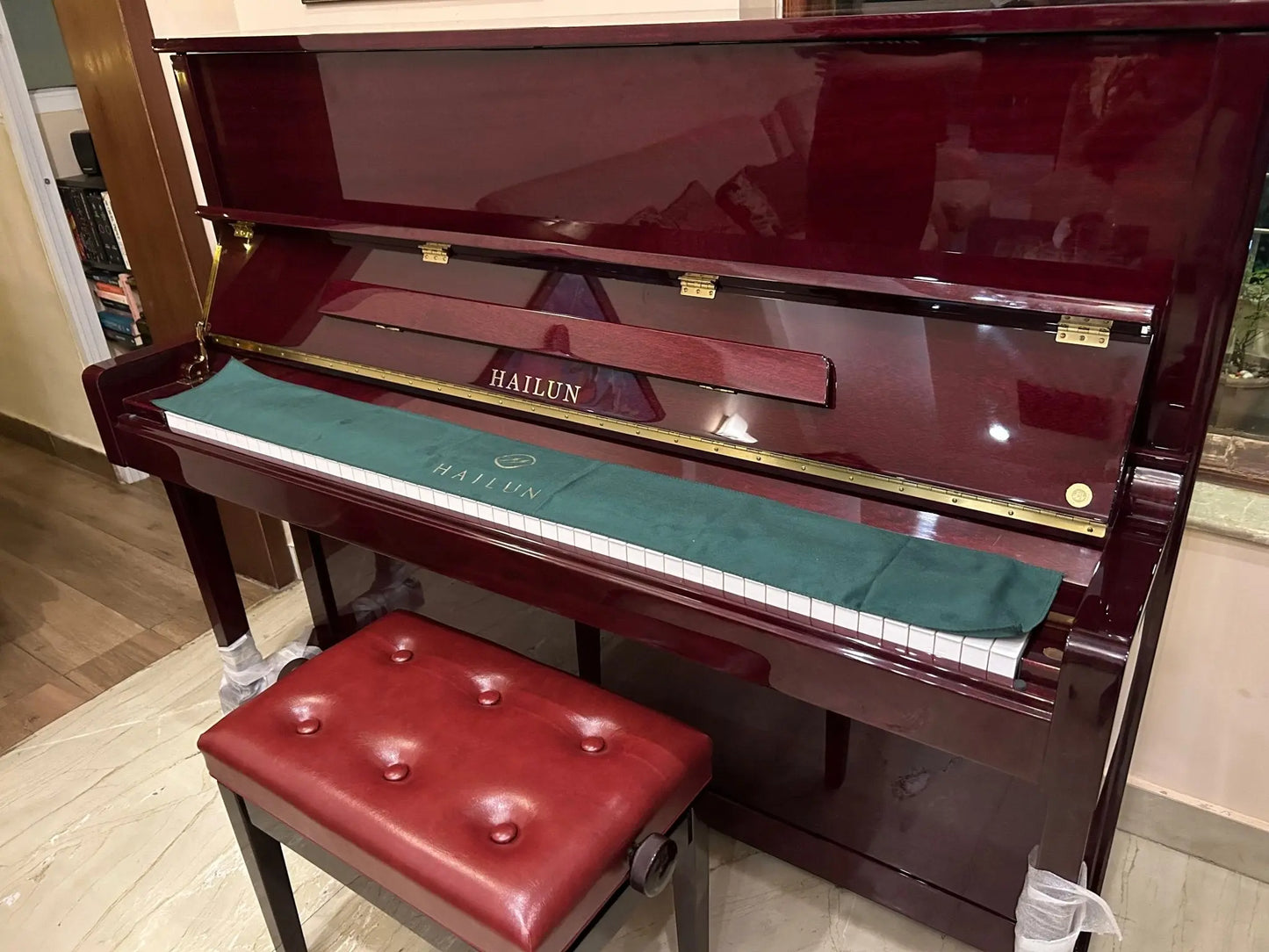 Hailun Upright Piano HL - 121A